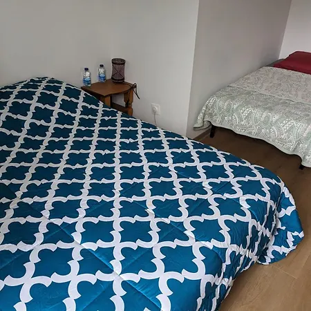 Chez Cornelia Bed & Breakfast Estaing (Aveyron)