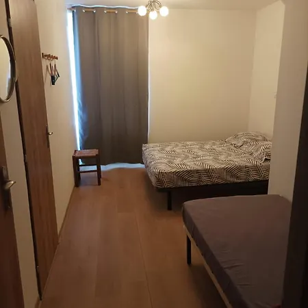 Chez Cornelia エスタン