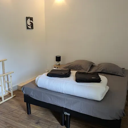Chez Cornelia Bed & Breakfast